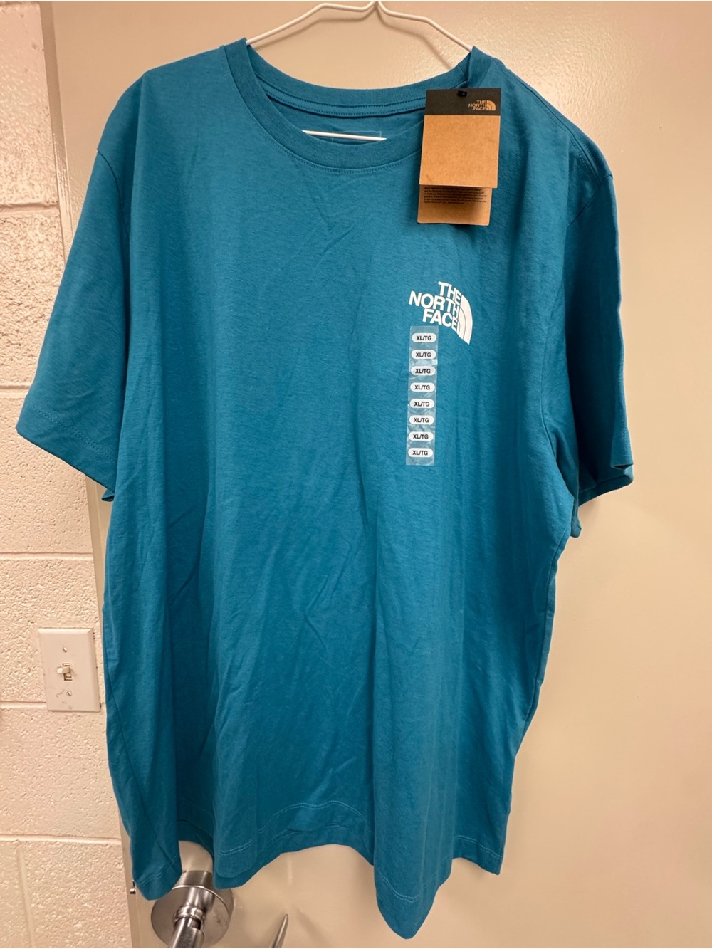 North Face T-shirt   X-Large
